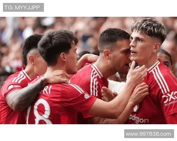 富勒姆与女王巡游的激烈对决展现英超球队的实力与魅力