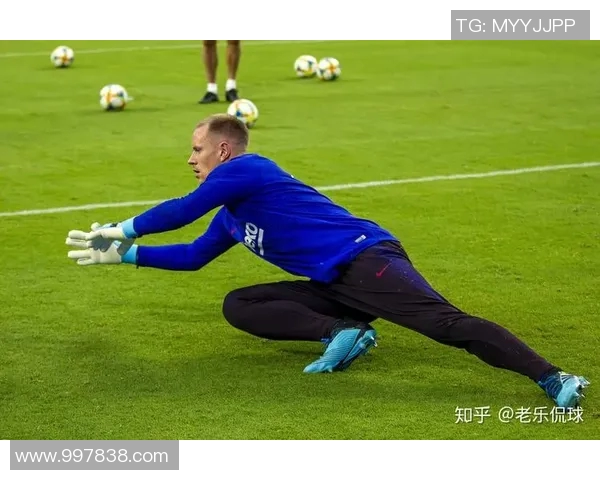 特尔施特根：守护球门的铁血战士与足球传奇的崛起之路